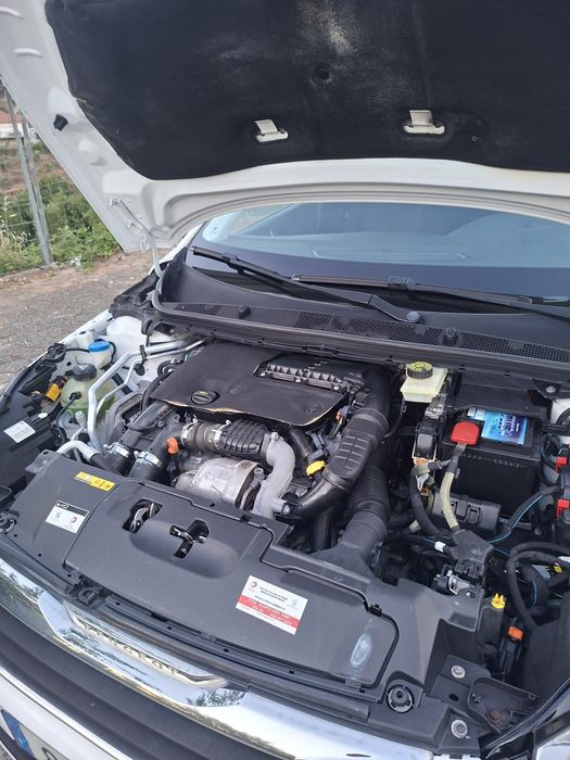 Peugeot 308 Allure 1.6 hdi 120cv 6 Velocidades GPS