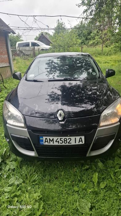 Продам авто у хорошому  стані гаражне зберегання