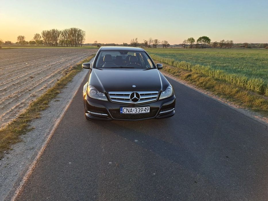 Mercedes-Benz Klasa C Mercedes w204 C220 CDI BlueEFFICIENCY, Anglik, bardzo zadbany