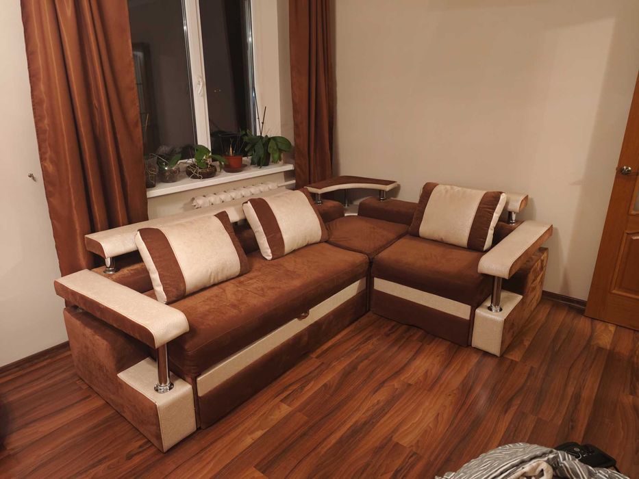 Кутовий диван "Г" Коричневий 250*180 см Б/У