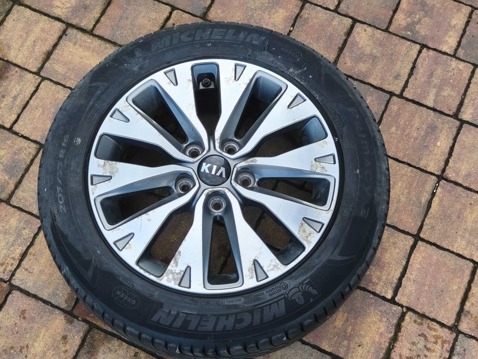 Alufelga  16 ET50 6,5J 5X114,3 KIA CEED II - Czujnik - Opona