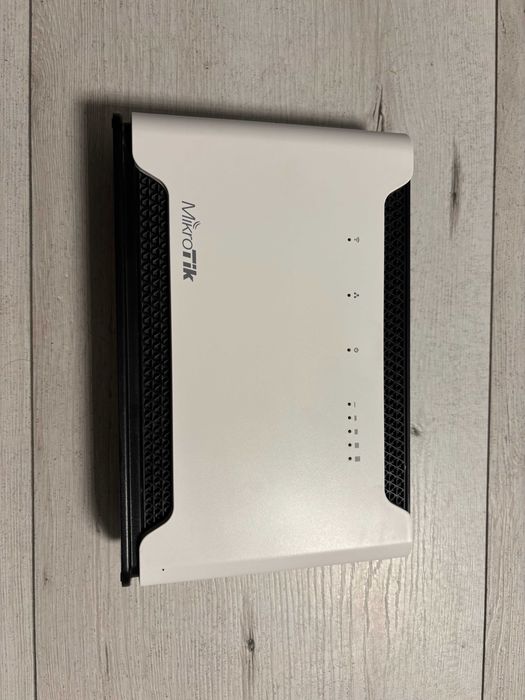 MikroTik Chateau LTE12 access point router WiFi 2,4/5GHz Gigabit
