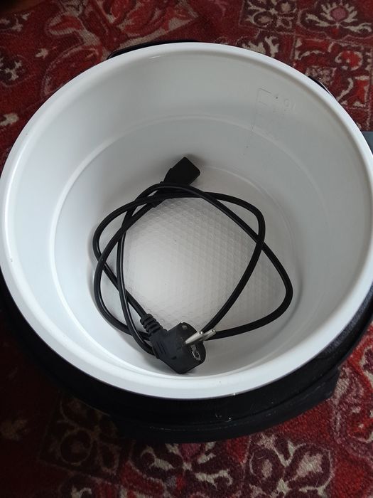 Мультиварка-скороварка Rotex 58 и Ротекс 76