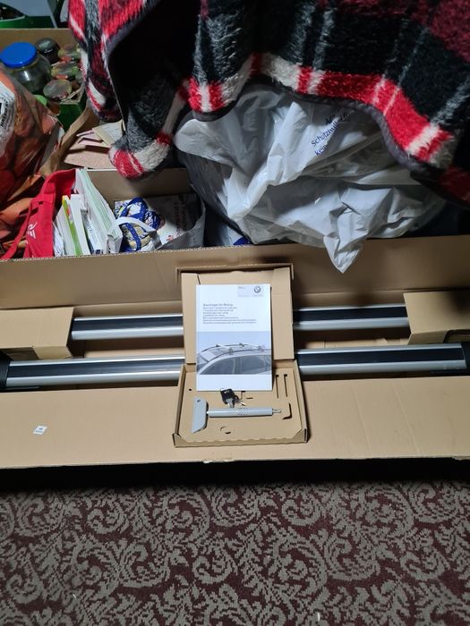 Belki na relingi dachowe, oryginał BMW.3. combi tourning E91 jak nowe