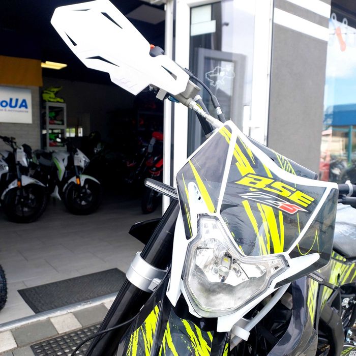 Мотоцикл BSE J4, 300 см3, 25 к.с., додатковий бак, гарантія, доставка