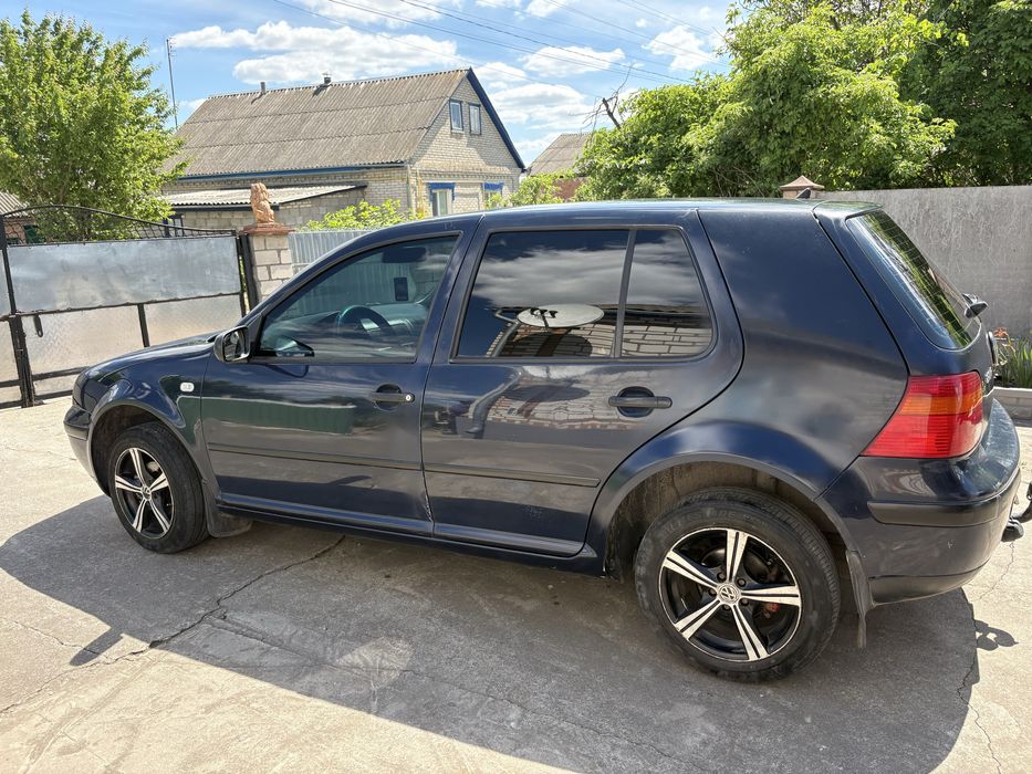 Продам Volkswagen Golf
