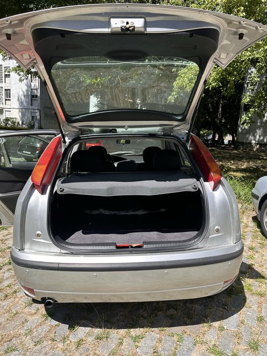 Ford Focus 1.4 2003