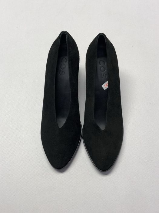 Туфлі COS замшеві