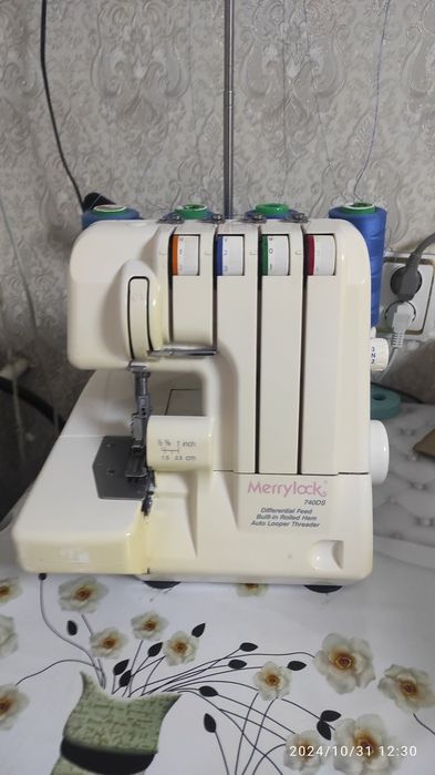 Оверлок Merrylock 740DS