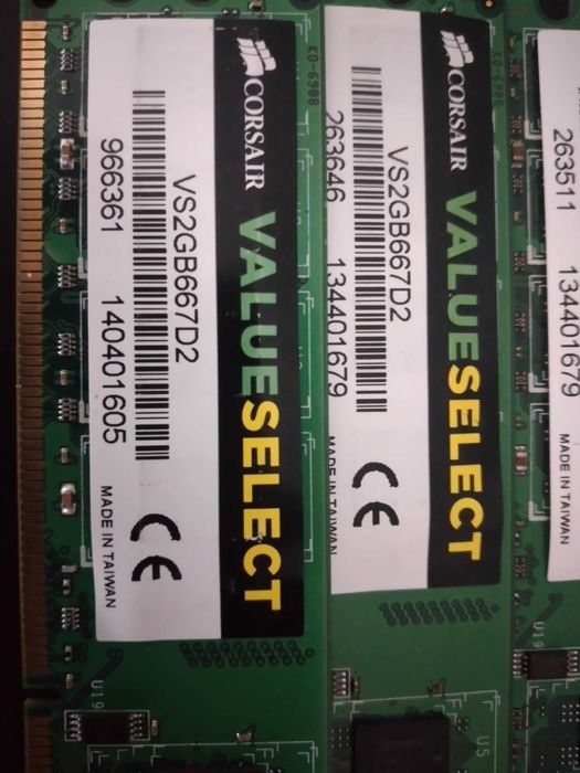 Memórias RAM DDR2 8GB (4x2GB) Corsair ValueSelect Desktop