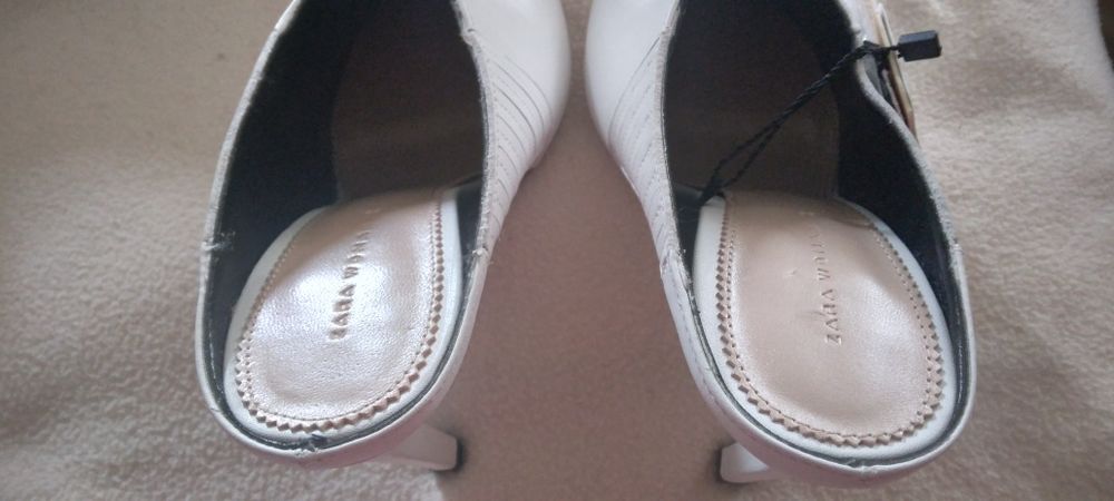 Baixa Preço -Sapatos Pele branco - T - 36 ZARA  Novos