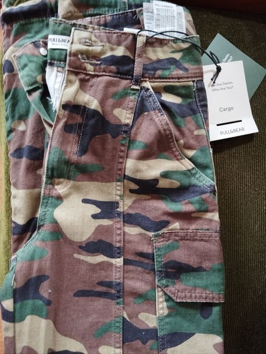 Calças Cargo Pull & Bear