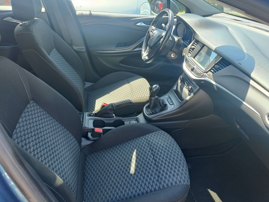 Opel Astra K  Oszczędna