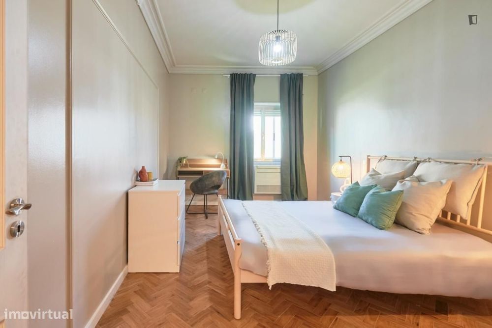 Quarto - localizado em Lisbon