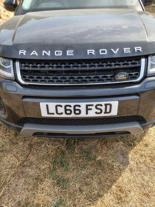 Range Rover Evoque SE Tech Td4 ano 2016 para peças