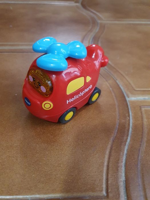 Carrinho interativos Vtech com pista