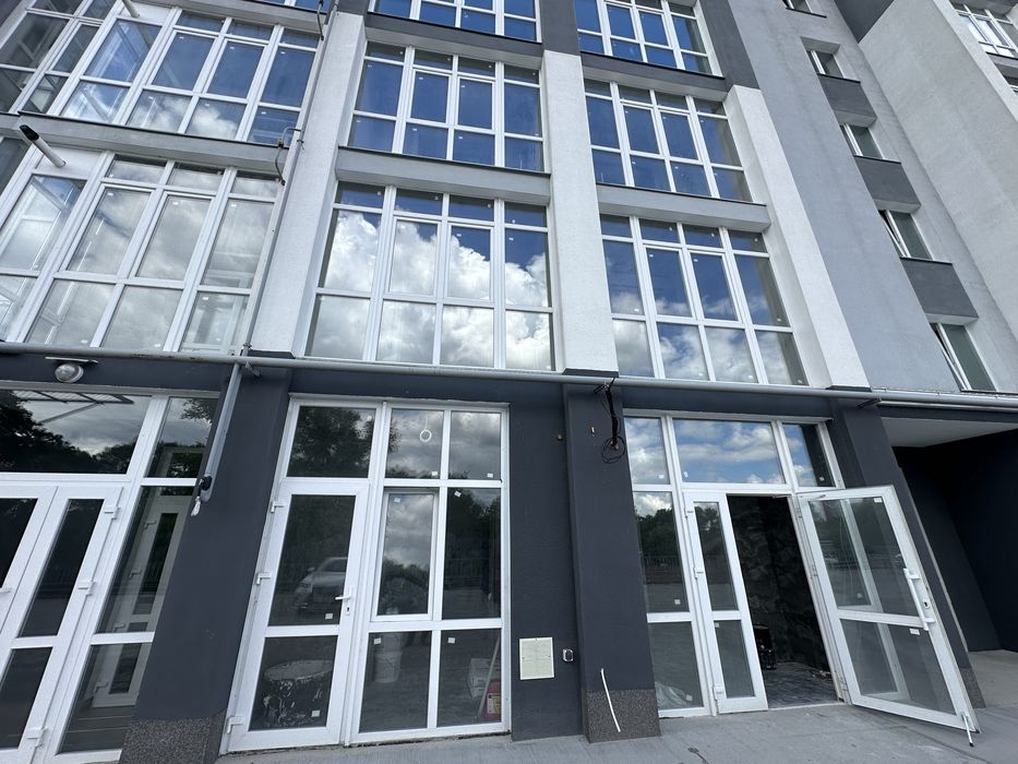 Приміщення в Самому Центрі 50 м.кв. з сучасним Дизайнерським ремонтом