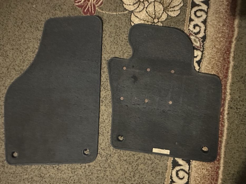 Коврики пассат сс б6 передні за символічну ціну