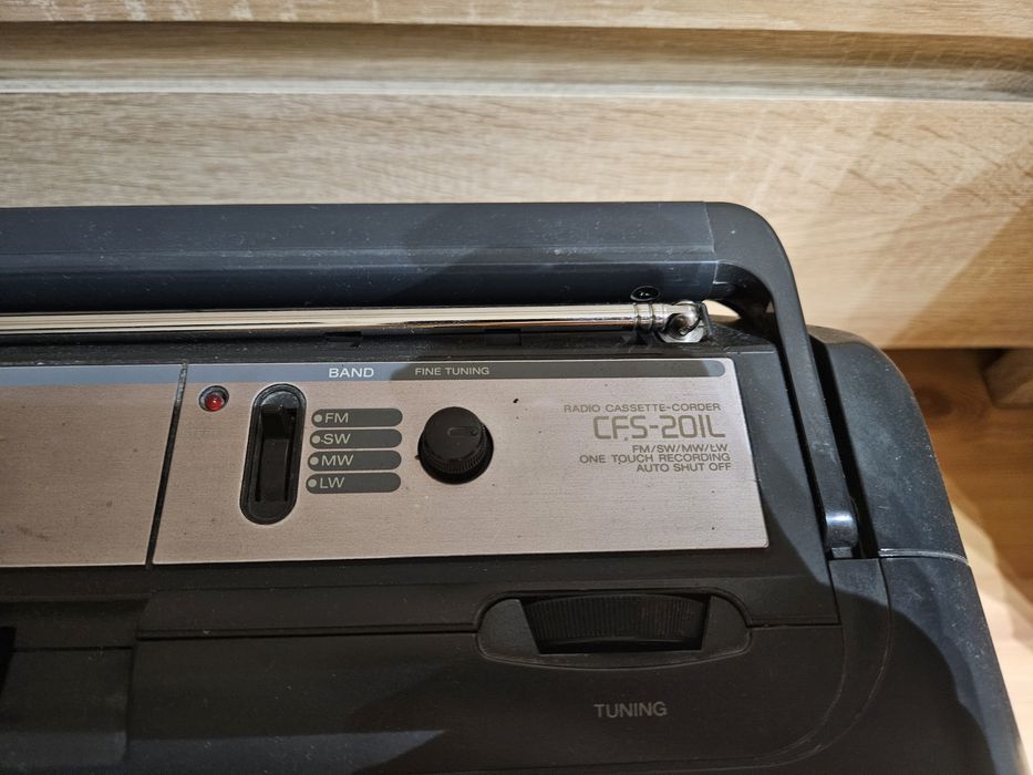 Radio magnetofon Sony CFS-201L