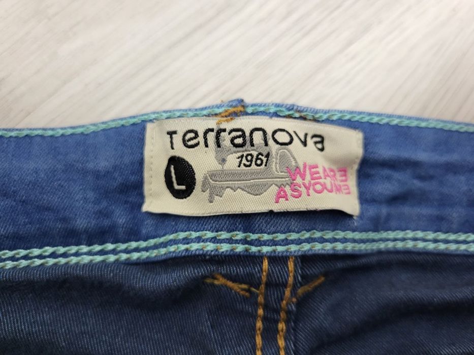 Жіночі джинси скінні Terranova L