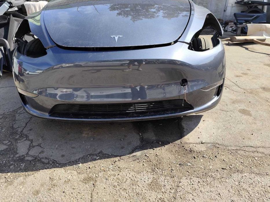 Розборка Tesla Y,3,S.Капот,крило,фара,скло,бампер,панорамама,двері.