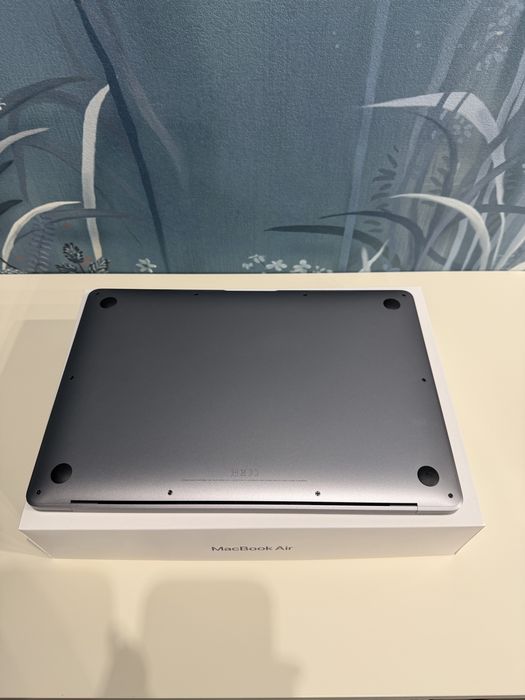 Macbook air m1 8/256