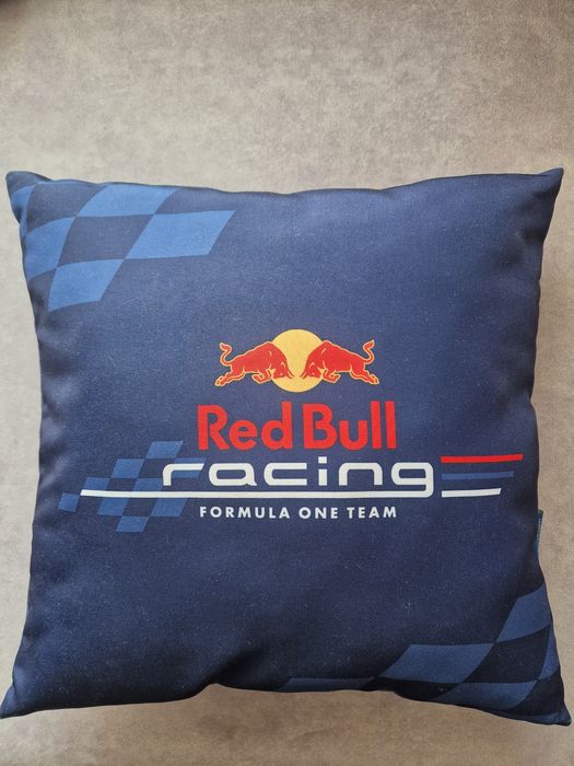 Подушка Redbull racing f1 коллекционная