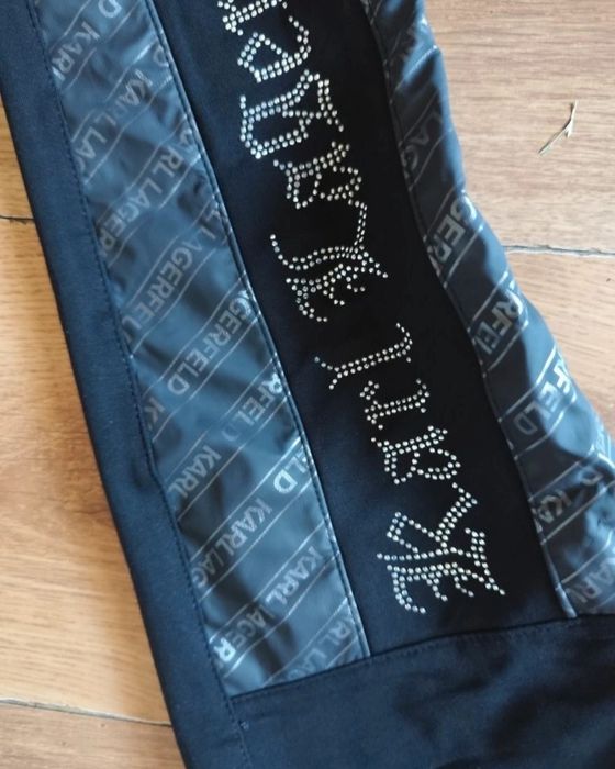 Nowy dres damski w rozmiarze L