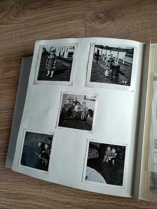 Stary album ze zdjęciami prl ddr