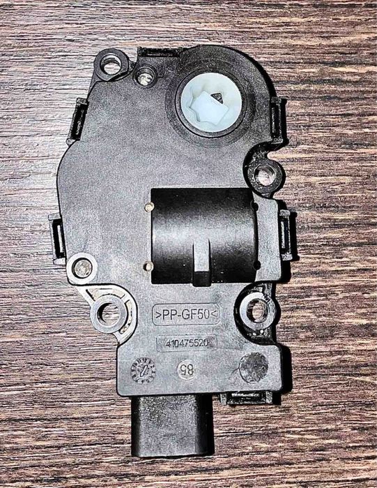 Шаговый электродвигатель (stepper motor) A1699062500
