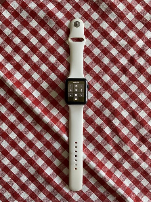 Apple watch series 3