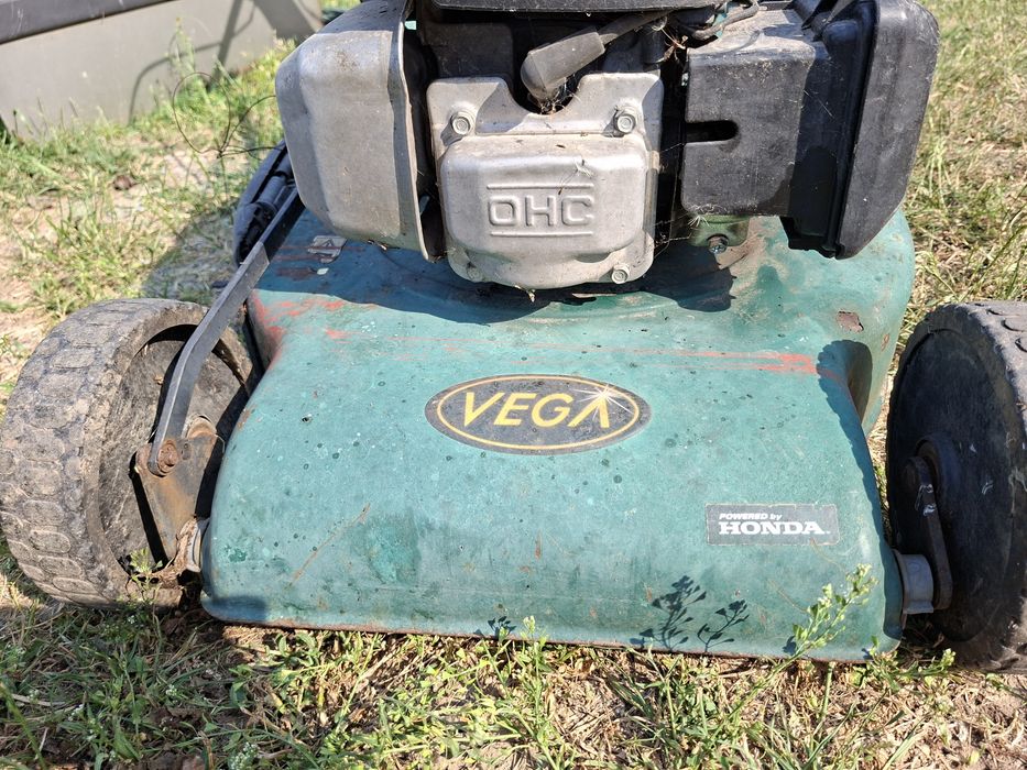 Kosiarka VEGA z silnikiem HONDA 4,4 HP