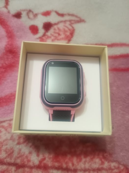 Детские умные смарт часы