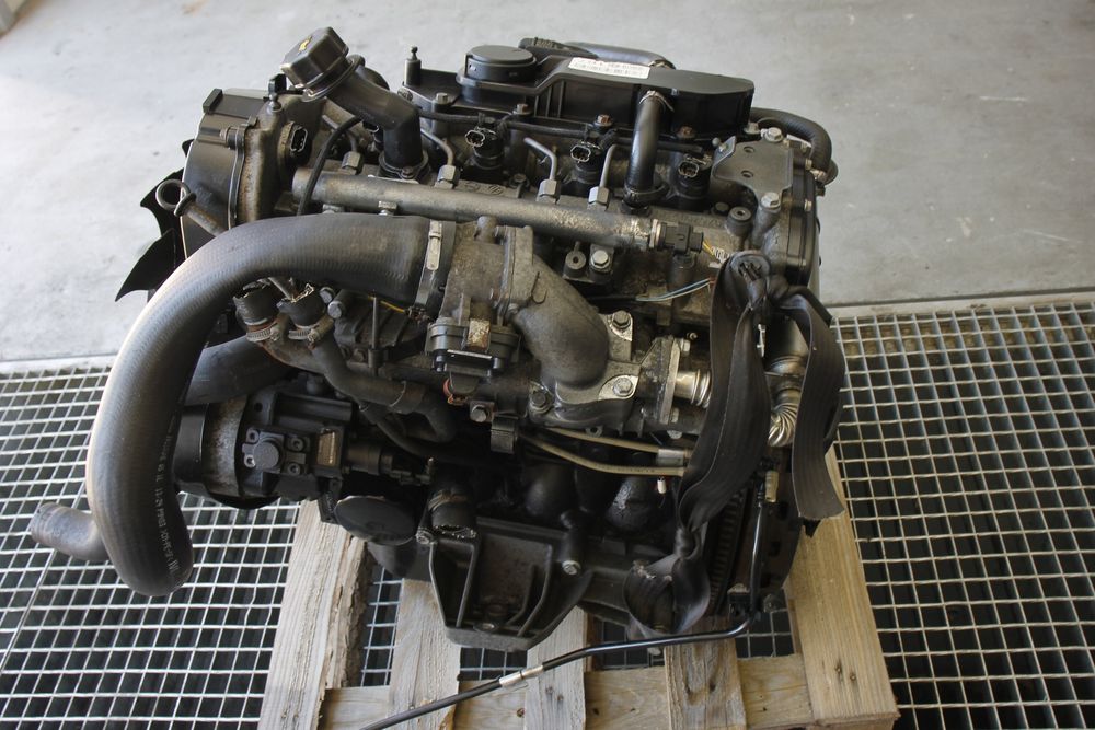 Silnik kompletny 2.3 HPI 106KM Iveco Daily IV 2007-2012 F1AE0481U