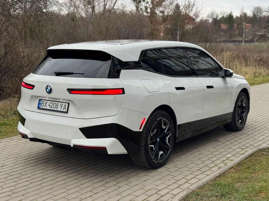 Продам BMW iX 2022 i20