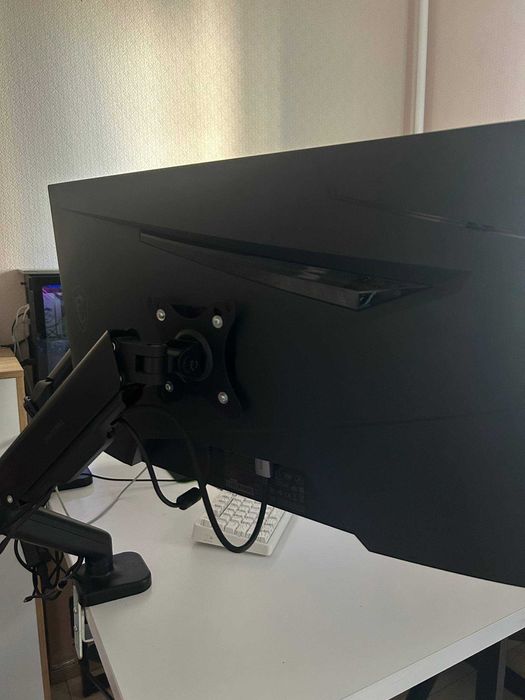 Монітор 27 MSI MAG 274QRF-QD E2 180hz