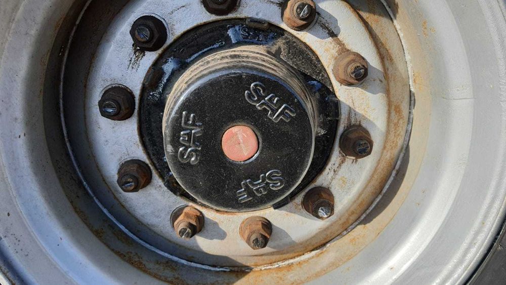 Продам тягач DAF XF95 напівпричіп ROBUSTE