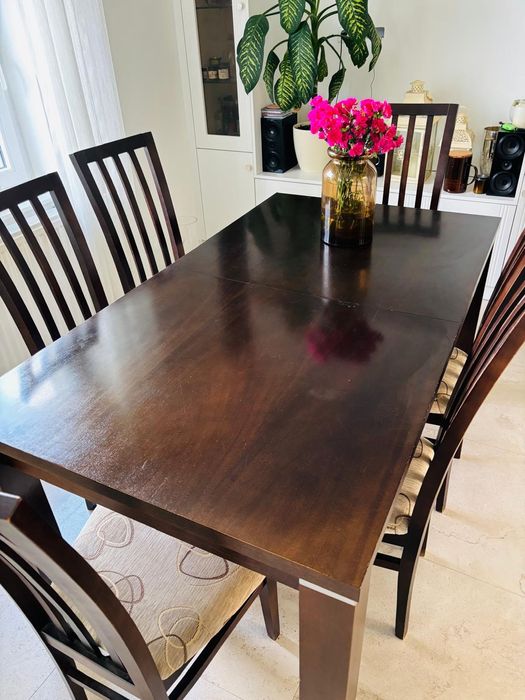 6 krzeseł plus stół gratis!