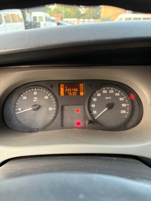 Продам Opel Vivaro