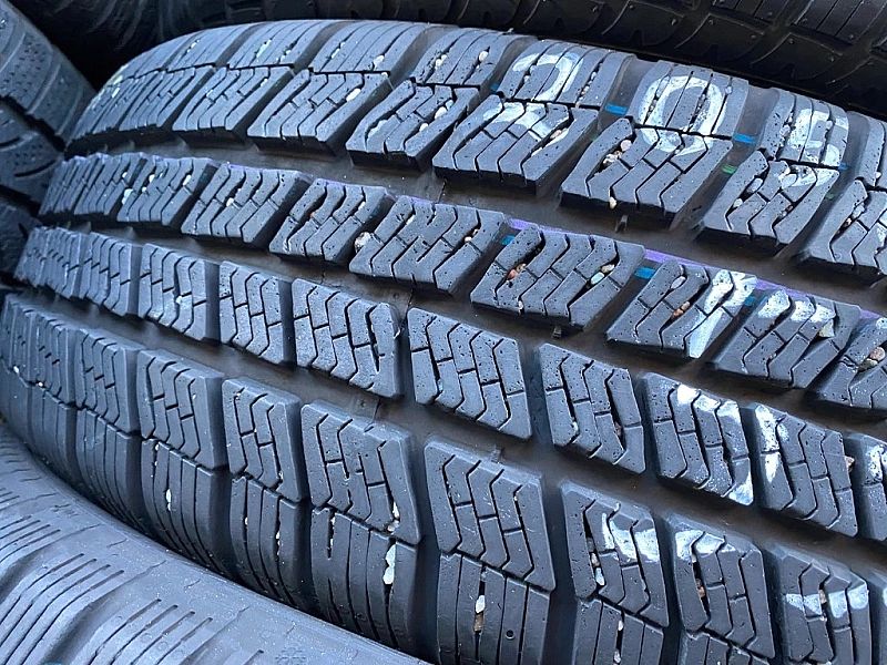 205/60r16 Goodyear UltraGrip_6,4mm_2szt_(532)