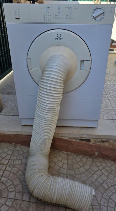 Máquina Secar Roupa 3kg Indesit