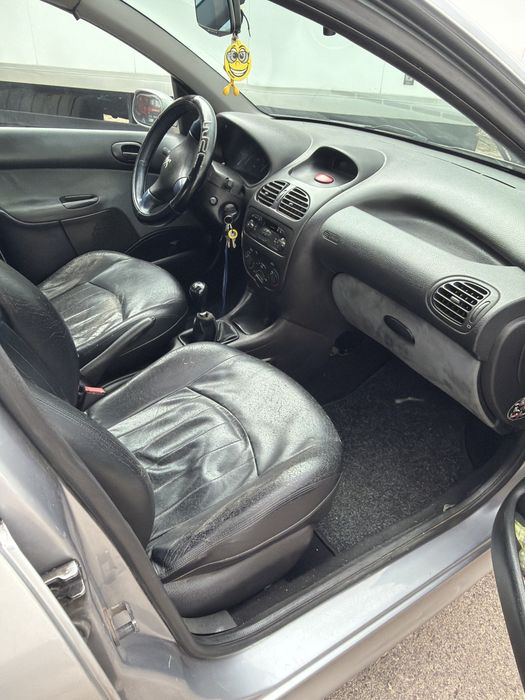 Peugeot 206 2000 hdi — photo 4
