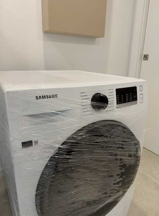 Máquina de Lavar e Secar Roupa SAMSUNG