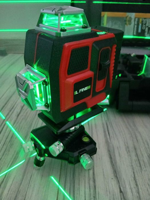 Pozsiomica laserowa L FINE 4D 360 stopni + STATYW