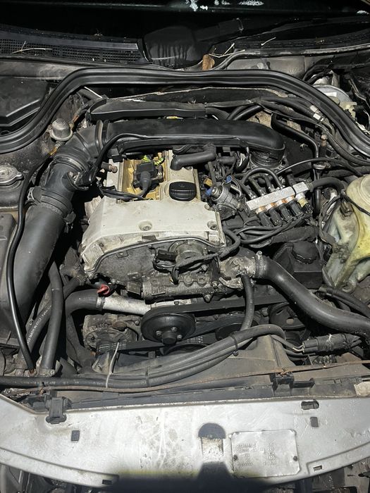 Розбираю на болти та гайки Mercedes W208 CLK 2.0 бензин