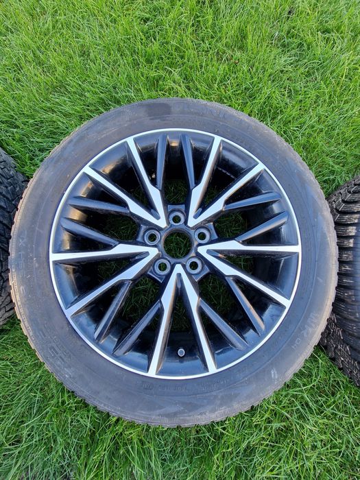 Kola Toyota CHR 225 50 r.18 zimowe