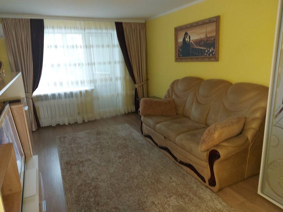 Здам  2-ю кв-ру Центр , Обл. лікарня Дендропарк)