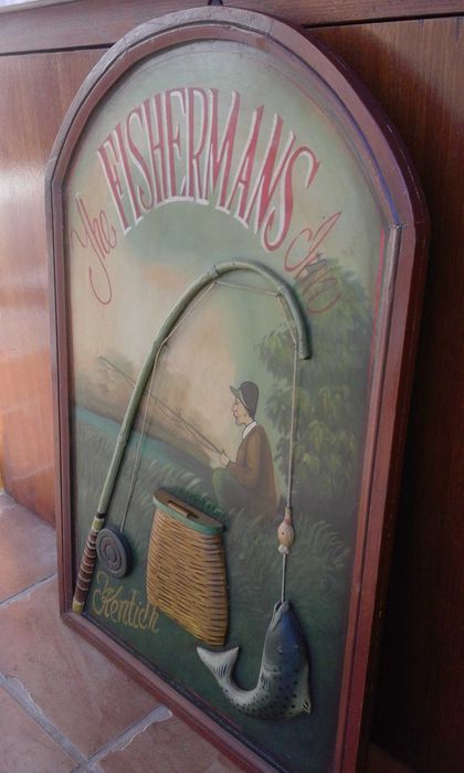 Placa publicitária em madeira