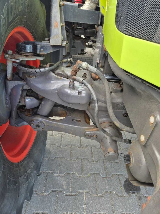 Claas  Arion 650