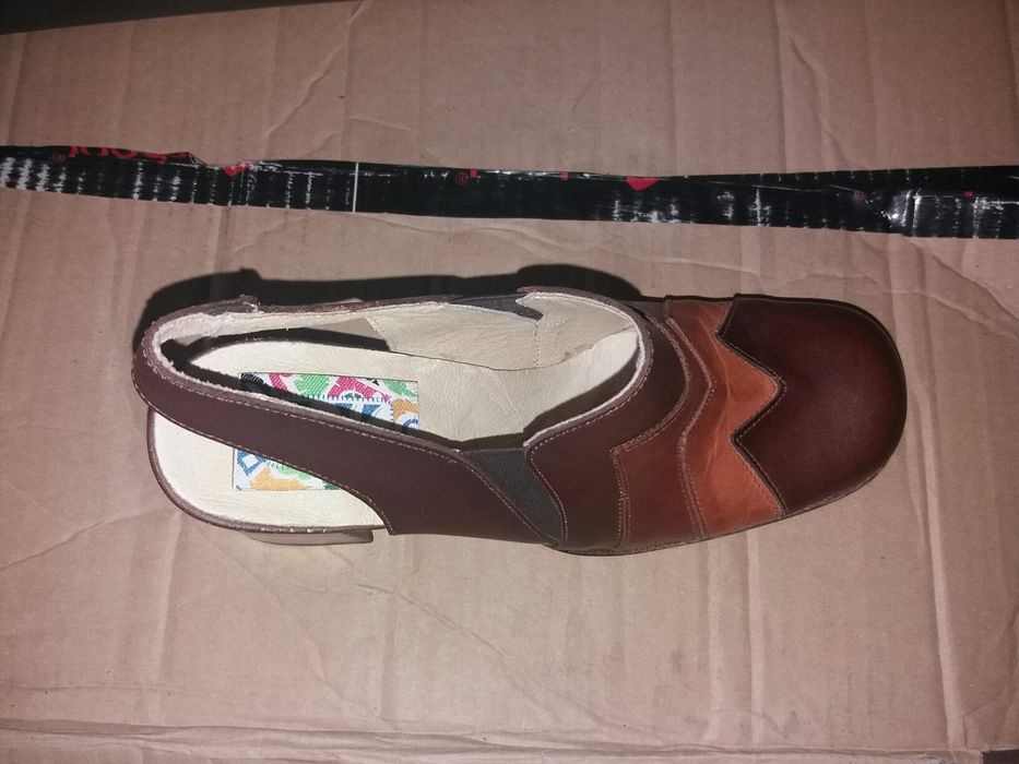 Brązowe 36 37 rude hippie boho Etno słupek klocek skóra z palcami